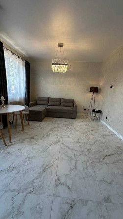 Таунхаус 42 м² з ремонтом і меблями  Гостомель - фото 1