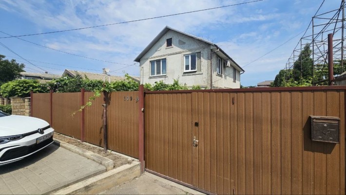 Дом в Черноморске - фото 1