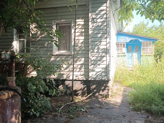 Продам будинок поруч з містом Конотоп