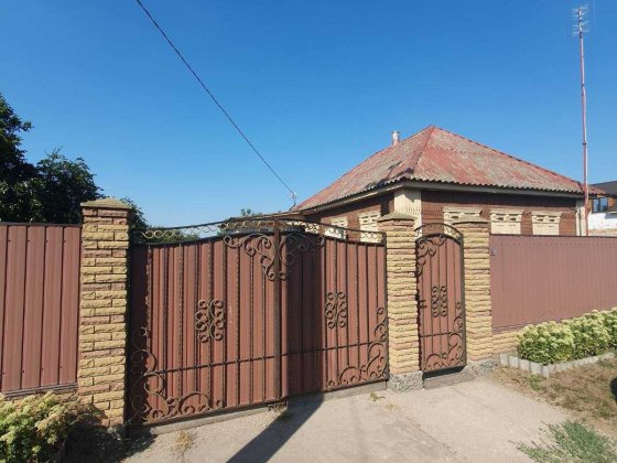 Продам будинок за сприятливою ціною Конотоп