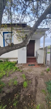 Продається частина будинку біля міської лікарні - фото 1