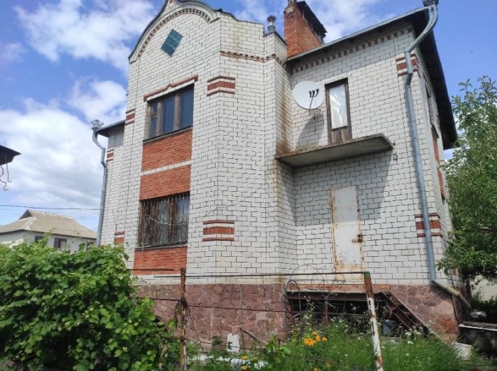Продам будинок в м Мерефа. - фото 1