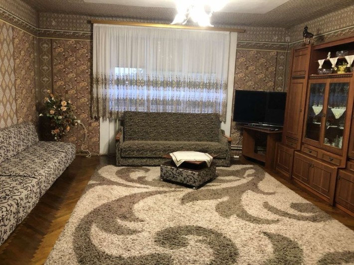 Продаж добротного будинку в Кольчині - фото 1