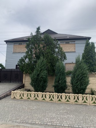 Будинок 240м2 з сучасним ремонтом - фото 1