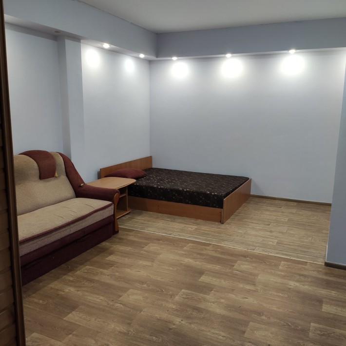 Продається частина будинку барачного типу 52м2, три кімнати. - фото 1