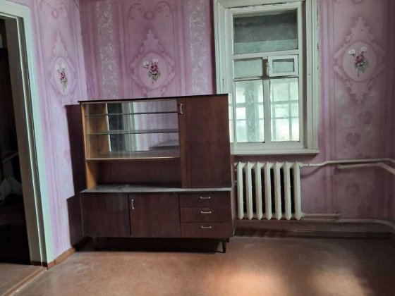 Продам  добротний  будинок в с Солоницівка Солоницівка