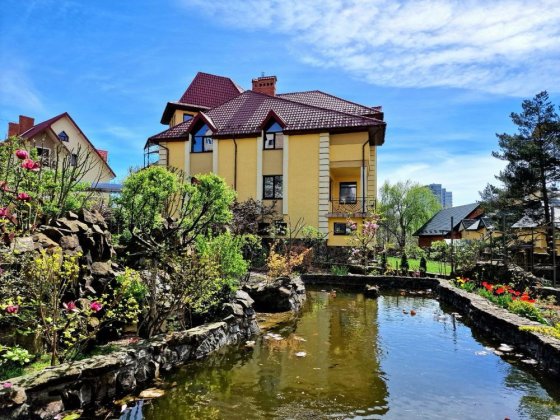 Продається сімейний маєток Трускавец