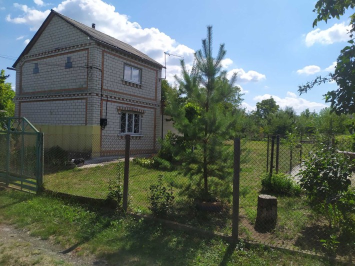 ст "Автомобіліст" будинок - фото 1