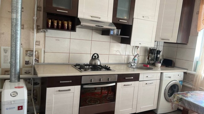 Продаж будинку в Центрі міста - фото 1