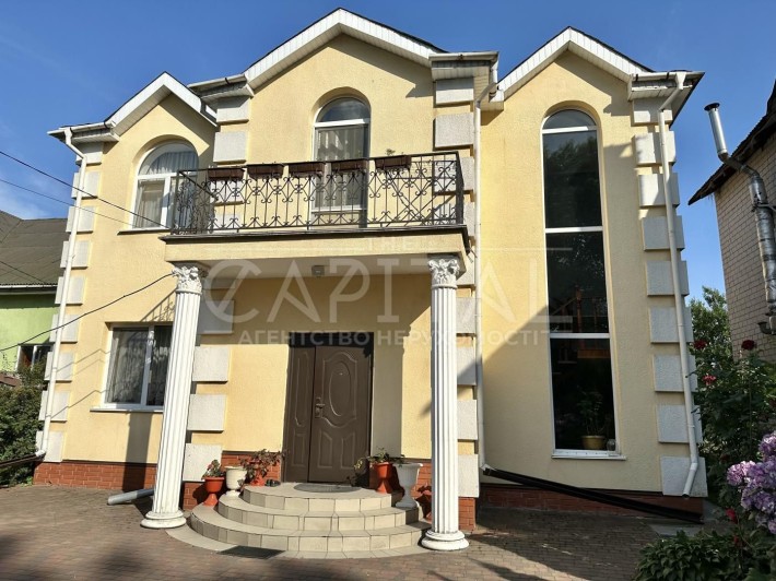Продажа 2-этажного дома, г. Бровары, Броварской р-н. - фото 1