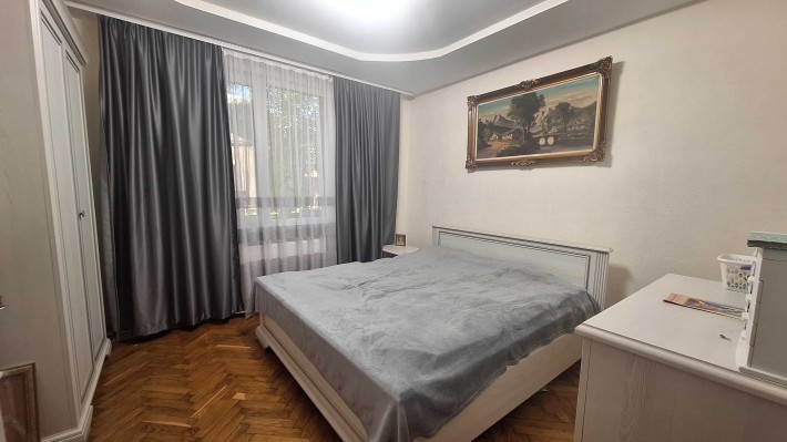 Продаж напівособняка в центрі міста - фото 1