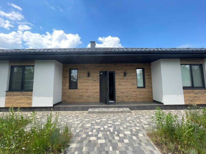 Сучасний будинок 125 м² з ландшафтним дизайном – готовий до ремонту! - фото 1