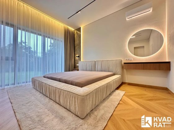 Продаю одноповерховий будинок з дизайнерським ремонтом с. Вовчинці Ивано-Франковск