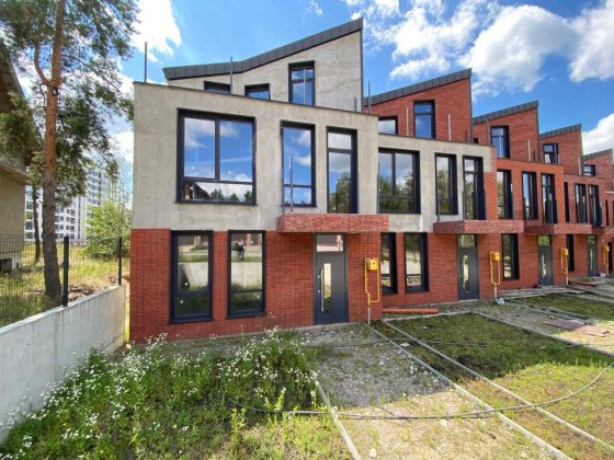 Таунхаус з газом та терасою. Розстрочка до 3-х років Буча