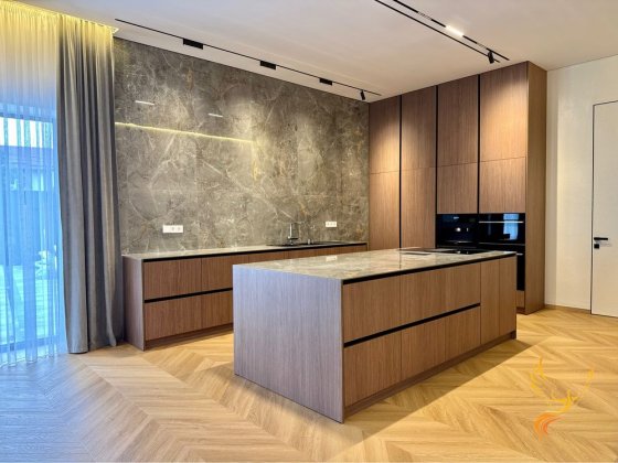 Продаж сучасного будинку преміум-класу Івано-Франківськ