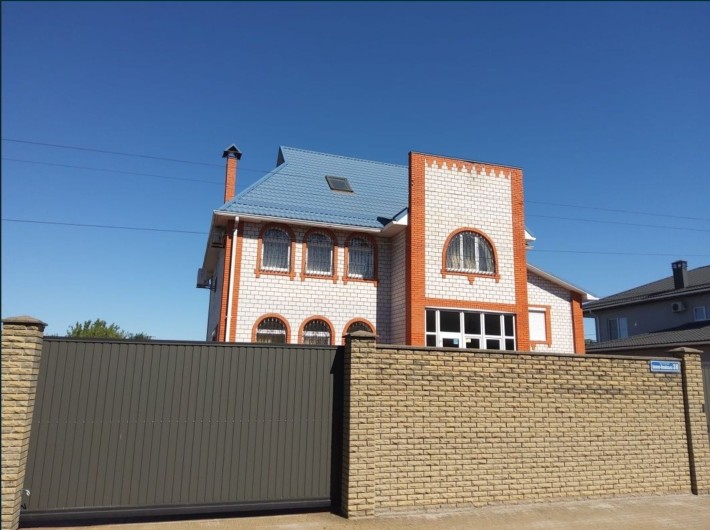 Продам будинок 380м2 - фото 1