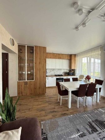 Продаж комфортного таунхаусу в Пасічній по, вул. Гімназійна - фото 1