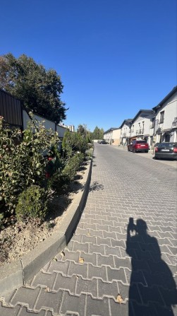 Продаж Котедж з ремонтом П Мирного 6 - фото 1