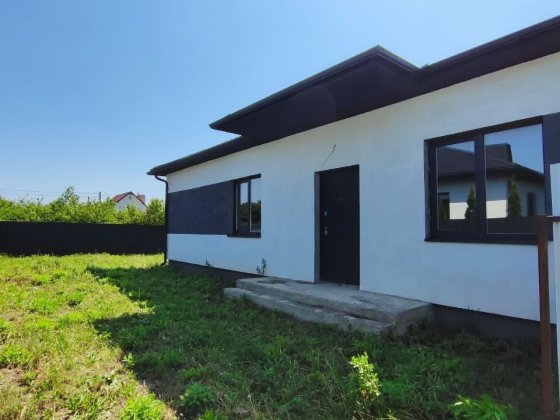 Комфортний котедж в зручному передмісті! Луцк