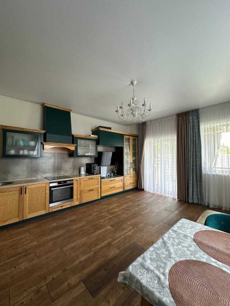 Продам Дуплекс з Якісним Ремонтом в Центрі Бучі. Топ Ціна. - фото 1