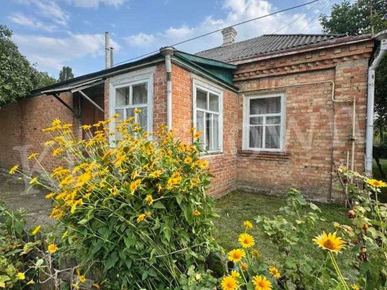 Продаж будинку в р-ні 3 школи Переяслав-Хмельницький