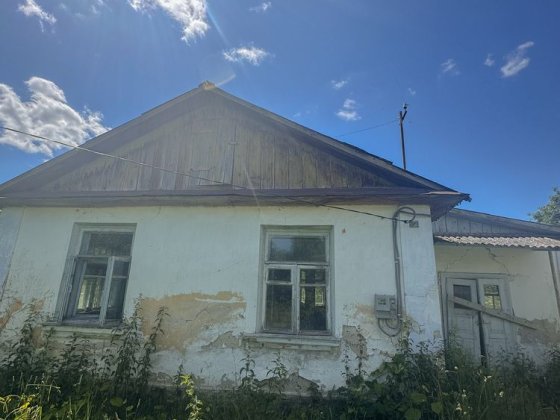 Продаж будинку біля Рівного,Бронники + два городи Ровно