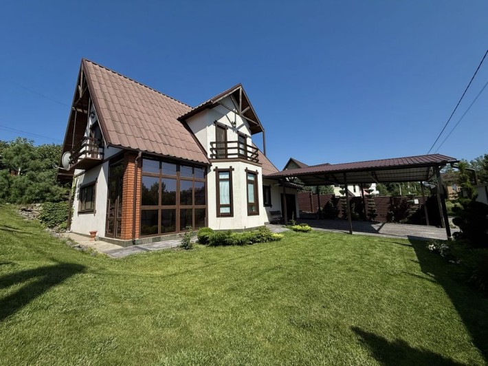 Гаряча пропозиція. Двоповерховий будинок в місті. Ремонт - фото 1