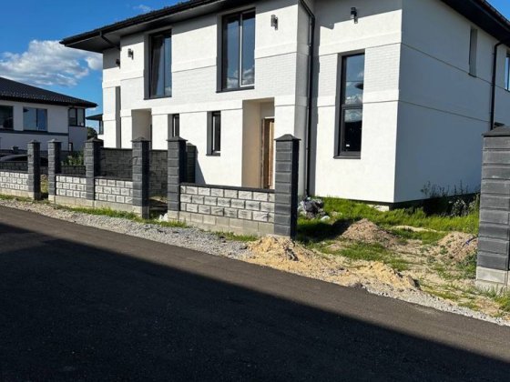 Продам котедж в районі Макарова Ровно