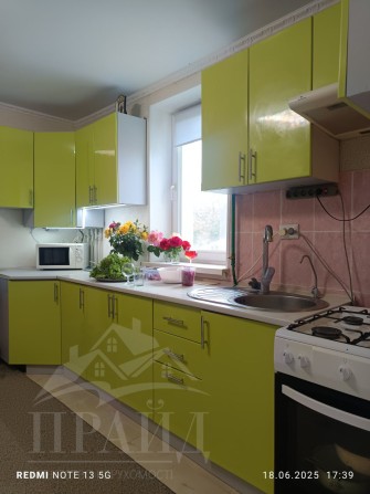 Продам частину будинку з окремим двором - фото 1
