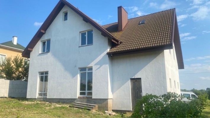 Продам будинок на вул.Травнева - фото 1