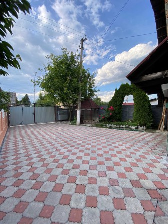 Просторий сімейний будинок у затишному куточку Здовбиці - фото 1