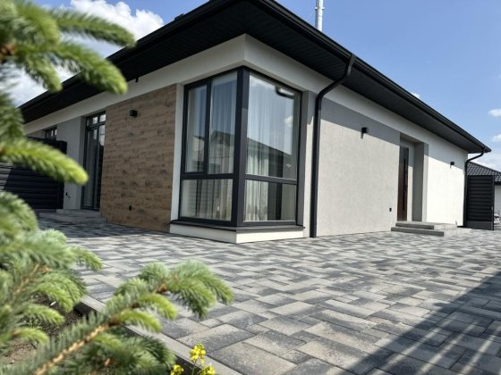 Продаж котеджу під ключ на масиві Макарова! Стильний ремонт! Ровно