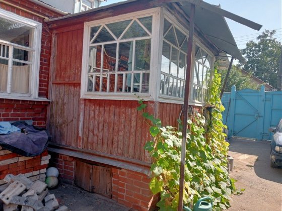 Продам 1/2 частину  будинку. Суми