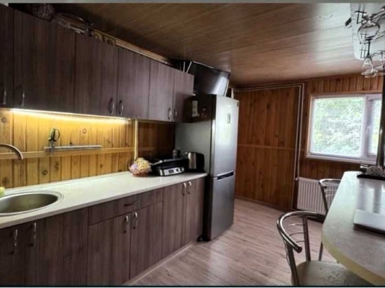 Будинок на березі Дніпра Черкаси