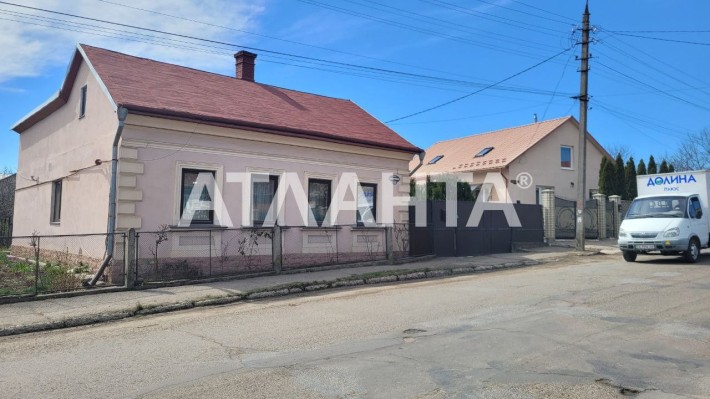 Будинок на ДВІ сім'ї,  100 м2, 10 соток, вул.Заставнянська. - фото 1