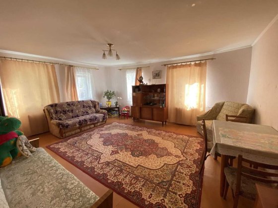 Частина будинку з великою земельною ділянкою 10 хв до трц Київ Полтава