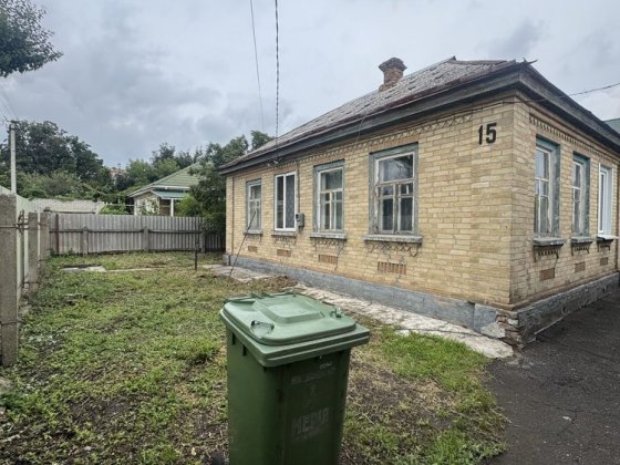 Будинок район «Шкільна» Черкассы