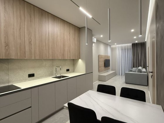 Терміново продам котедж з дизайнерським ремонтом. Рівне