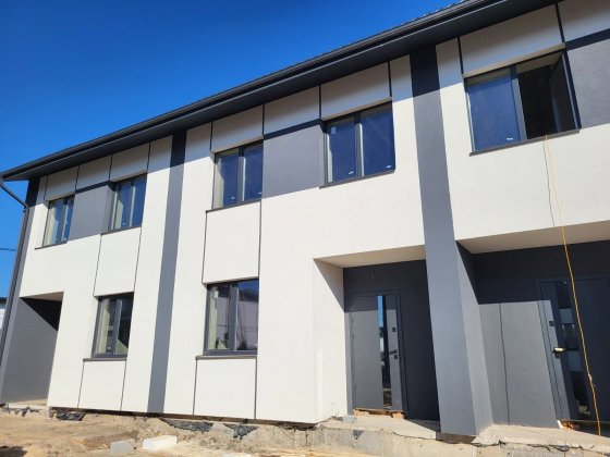 0% розтермінування.Кутовий котедж на Льонокомбінаті Рівне