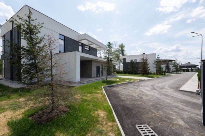 КМ Marinero Residence Будинки від забудовника Власний вихід до Дніпра - фото 1