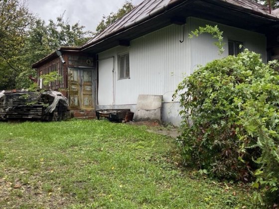 Продаж будинку з великою зем.діл.30сот.Надвірнянська/Гот.Кайзера Черновцы