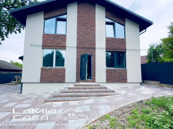 Будинок ближня роша 170 м кв. 5 хв Г. Майдану Черновцы