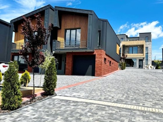 Сучасний 3 кімнатний будинок "ДУПЛЕКС" Черновцы