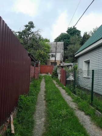 Продам будинок в центрі міста з великою присадибною ділянкою - фото 1