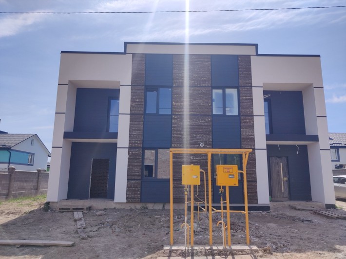 Продам будинок на дві сім'ї! - фото 1
