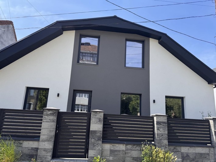 Продаж будинку в центрі, 165м.кв - фото 1