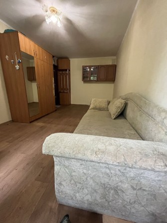 Продаж кімнати з ремонтом 17.3м2 на Самоквасова - фото 1