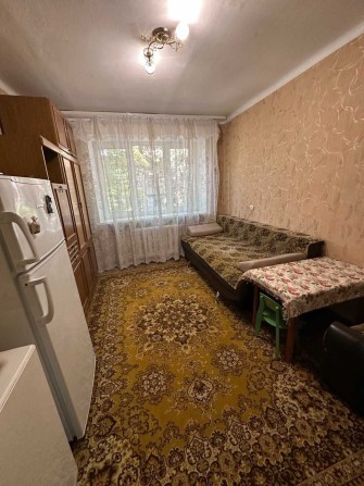 Продам комнату в комуне - 11,6кв.м. на ул.Космонавтов  за 6800$ . - фото 1