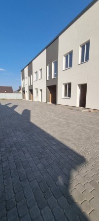 Продається Таунхаус по Супер Цінні на Переулку Затишний. - фото 1