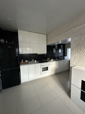 Продам дом в центре ! - фото 1
